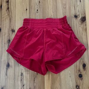 Hotty Hot High-Rise Lined Short 4"